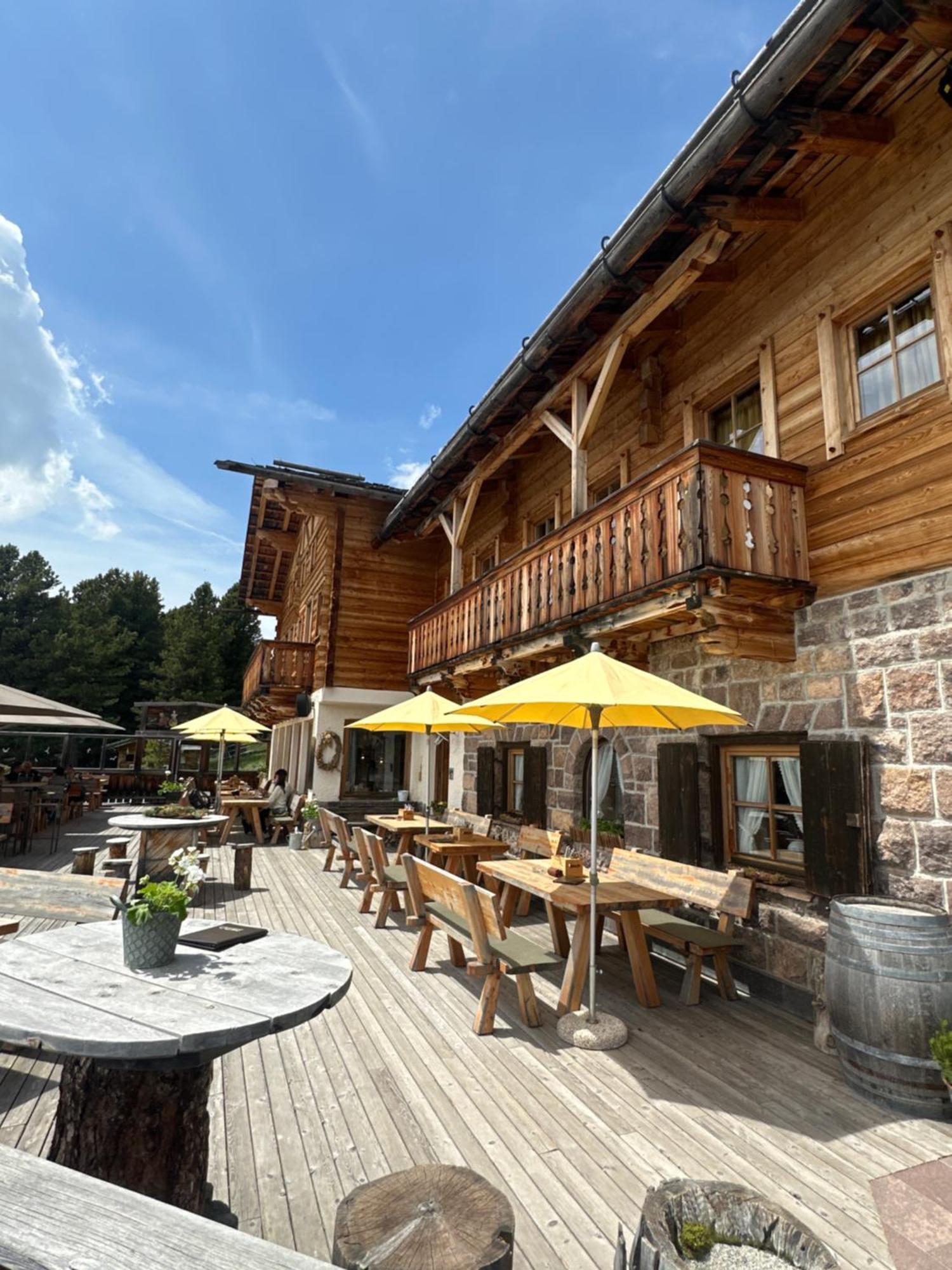 Chalet Da Mont Resciesa Ortisei Esterno foto