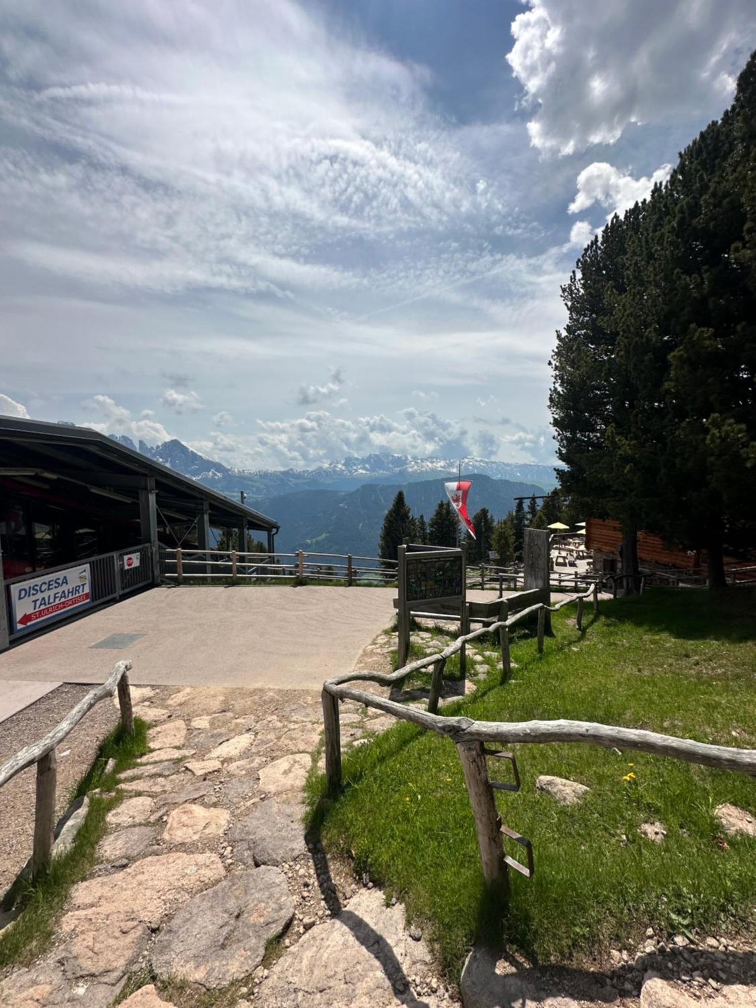 Chalet Da Mont Resciesa Ortisei Esterno foto
