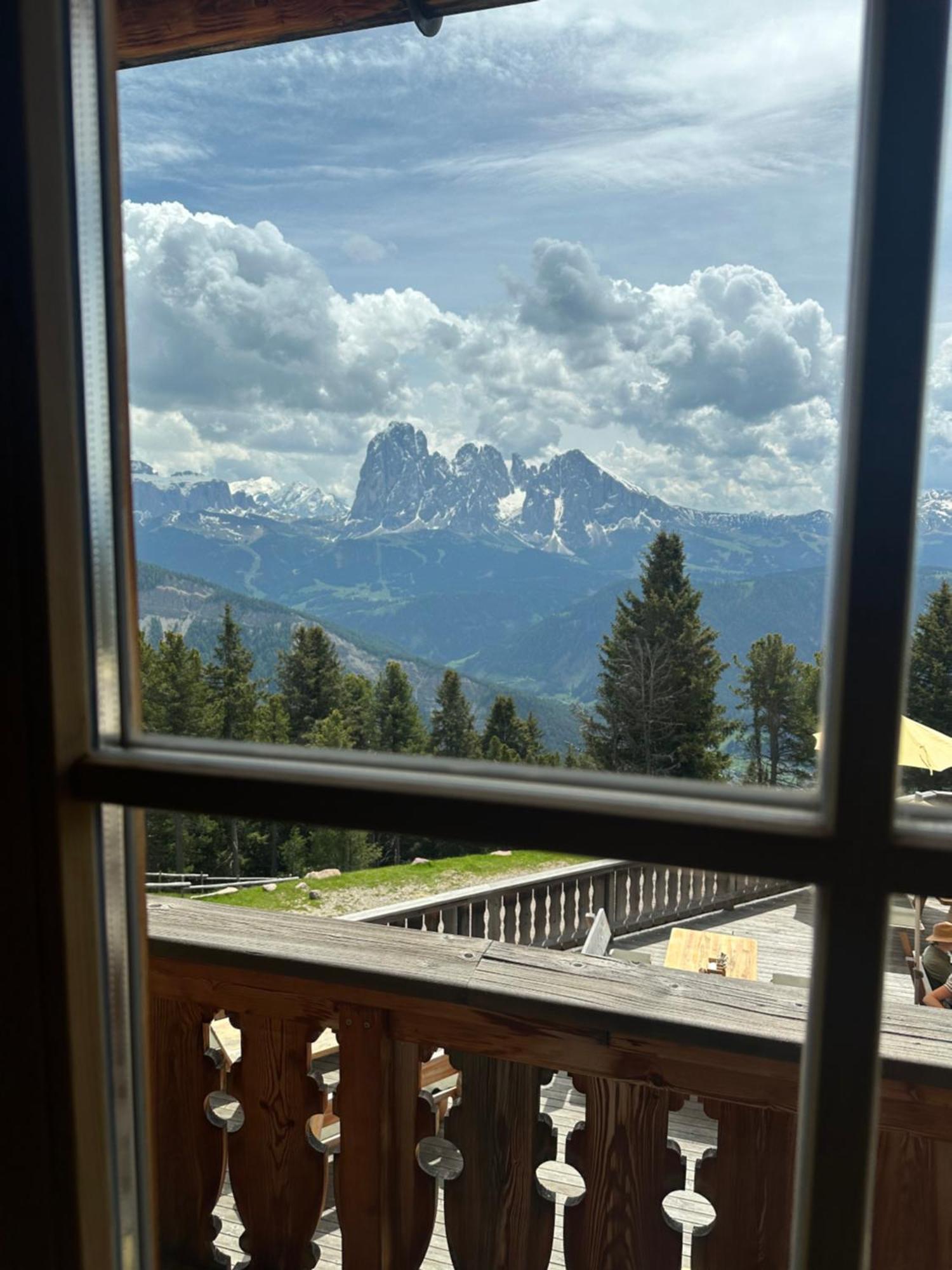 Chalet Da Mont Resciesa Ortisei Esterno foto