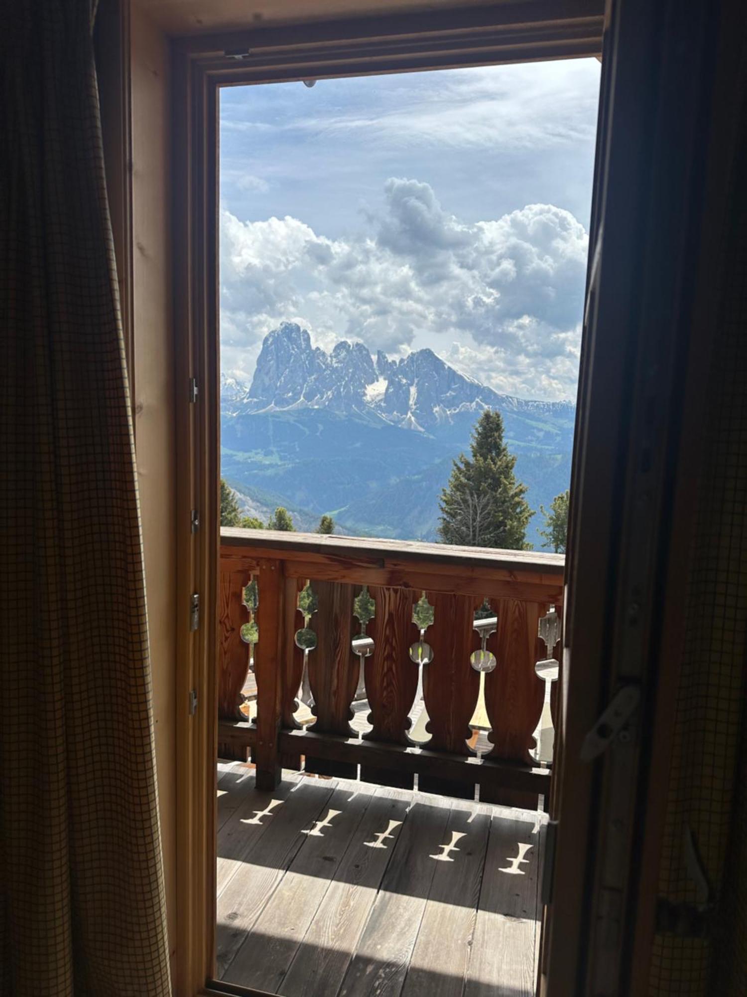 Chalet Da Mont Resciesa Ortisei Esterno foto